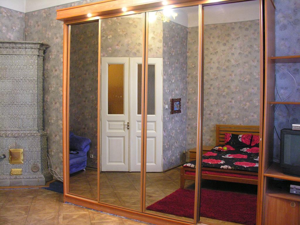 Lviv Of Open Hearts Apartment Phòng bức ảnh