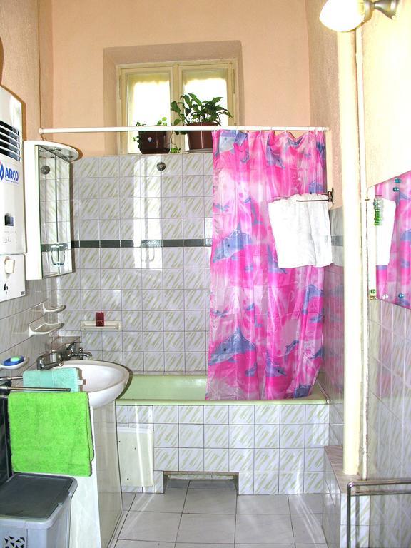 Lviv Of Open Hearts Apartment Phòng bức ảnh