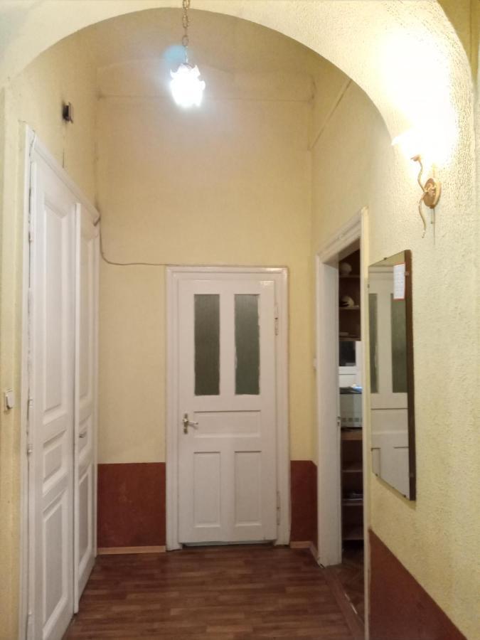 Lviv Of Open Hearts Apartment Ngoại thất bức ảnh